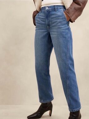 Banana Republic High-Rise Barrel Jean size 29